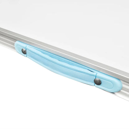 Camping-Tisch 80×60 cm mit praktischem Tragegriff, leicht transportierbar.